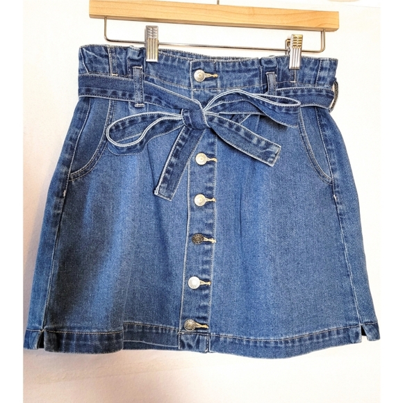 American Eagle Womens Denim Mini Skirt Blue Size 6 Paperbag Waist Buttoned Tie - Picture 1 of 10